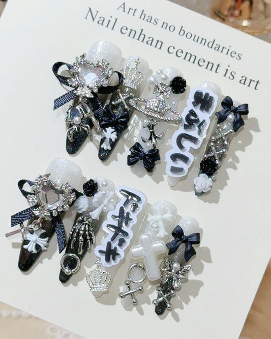 GyaruLab "Mono - Toxic" Jirai Script Nails - GyaruLab