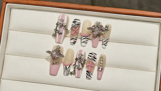 How to Choose Press-On Nails for Wide, Narrow, or Small Nail Beds - GyaruLab