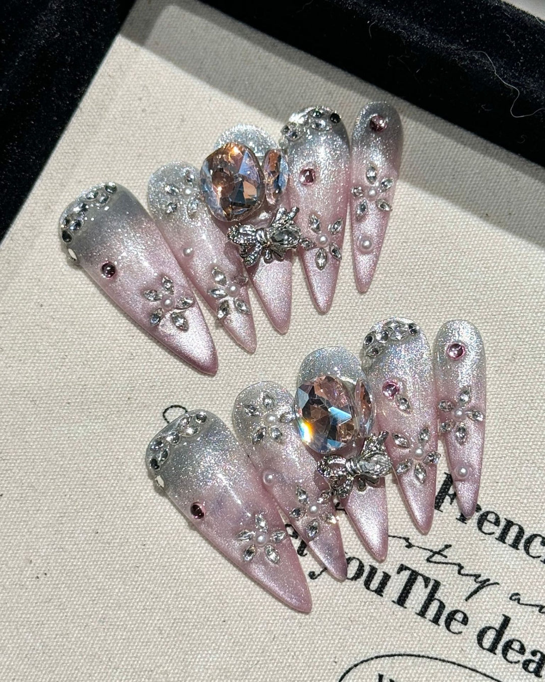 GyaruLab Y2K Leopard Crystal Bow Long Nail Set