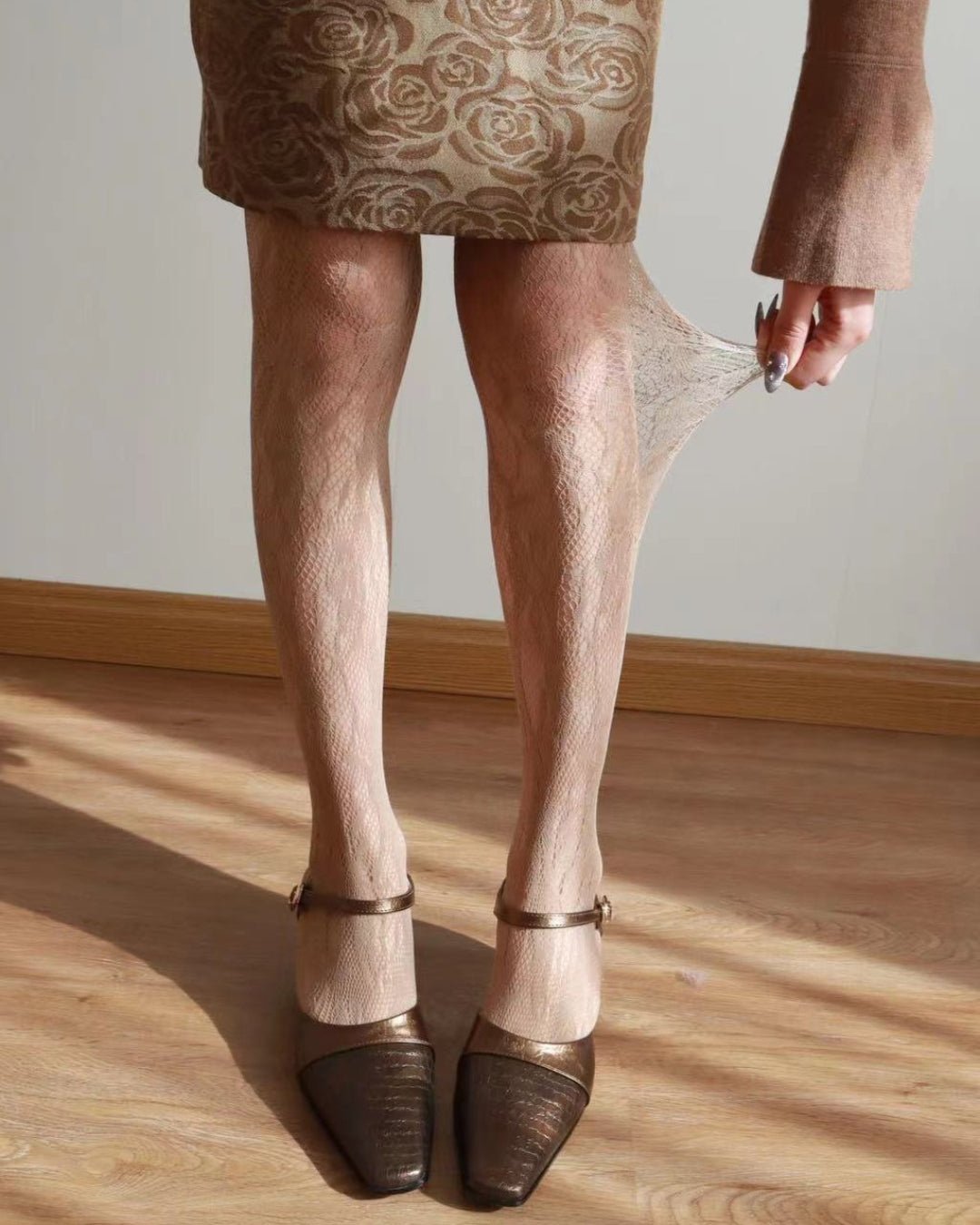 Gyaru Lace Thigh-High Stockings Soft Elegant - GyaruLab
