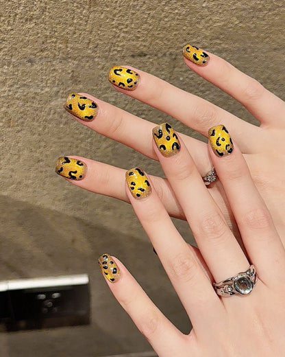 GyaruLab Gold Leopard Short Press-On Nails - GyaruLab