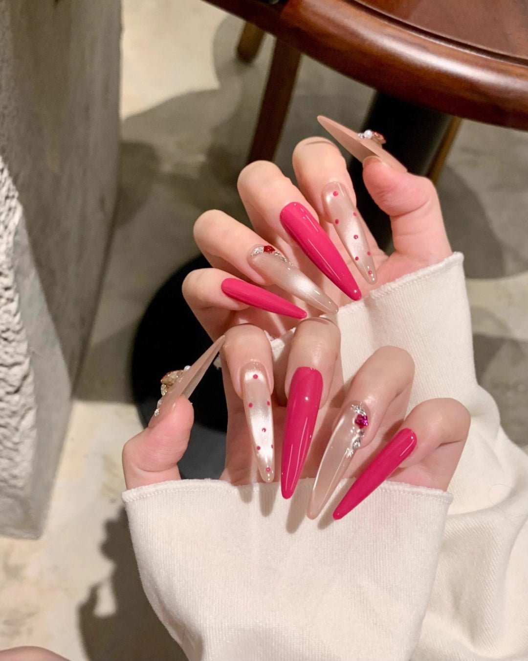GyaruLab Hot Pink Stiletto Press On Nails - GyaruLab