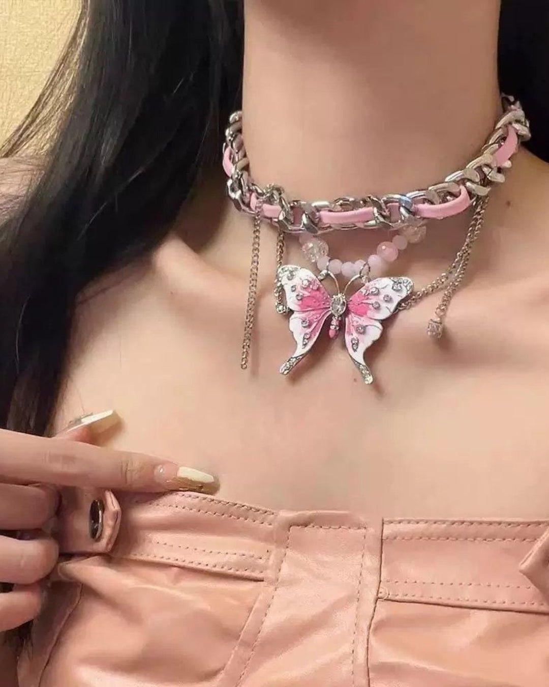 GyaruLab Pink Butterfly Chain Rhinestone Choker Y2K Gyaru Necklace - GyaruLab